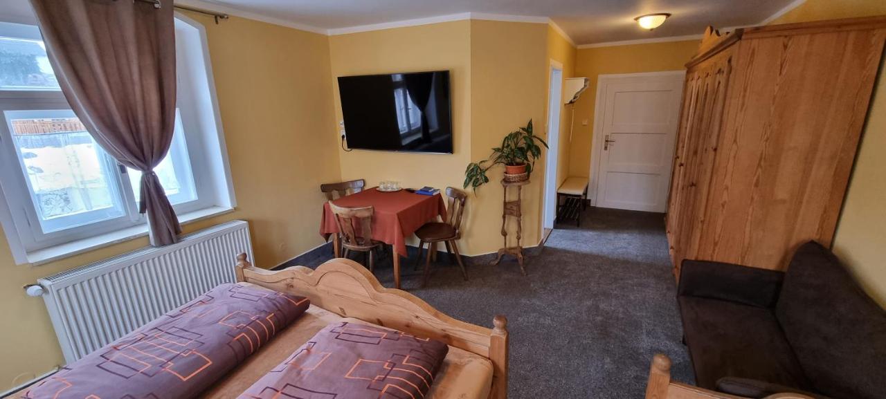 Restaurant & Pension Liebenstein Libá Zewnętrze zdjęcie