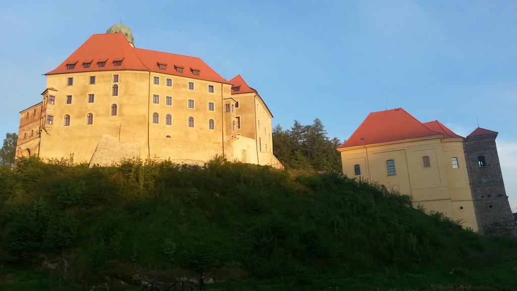 Restaurant & Pension Liebenstein Libá Zewnętrze zdjęcie